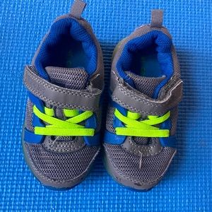 Carters sneakers baby/toddler size 6 gray